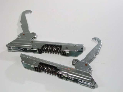 ПЕТЛЯ ДВЕРИ