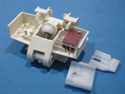 БЛОКИРОВКА ДВЕРИ